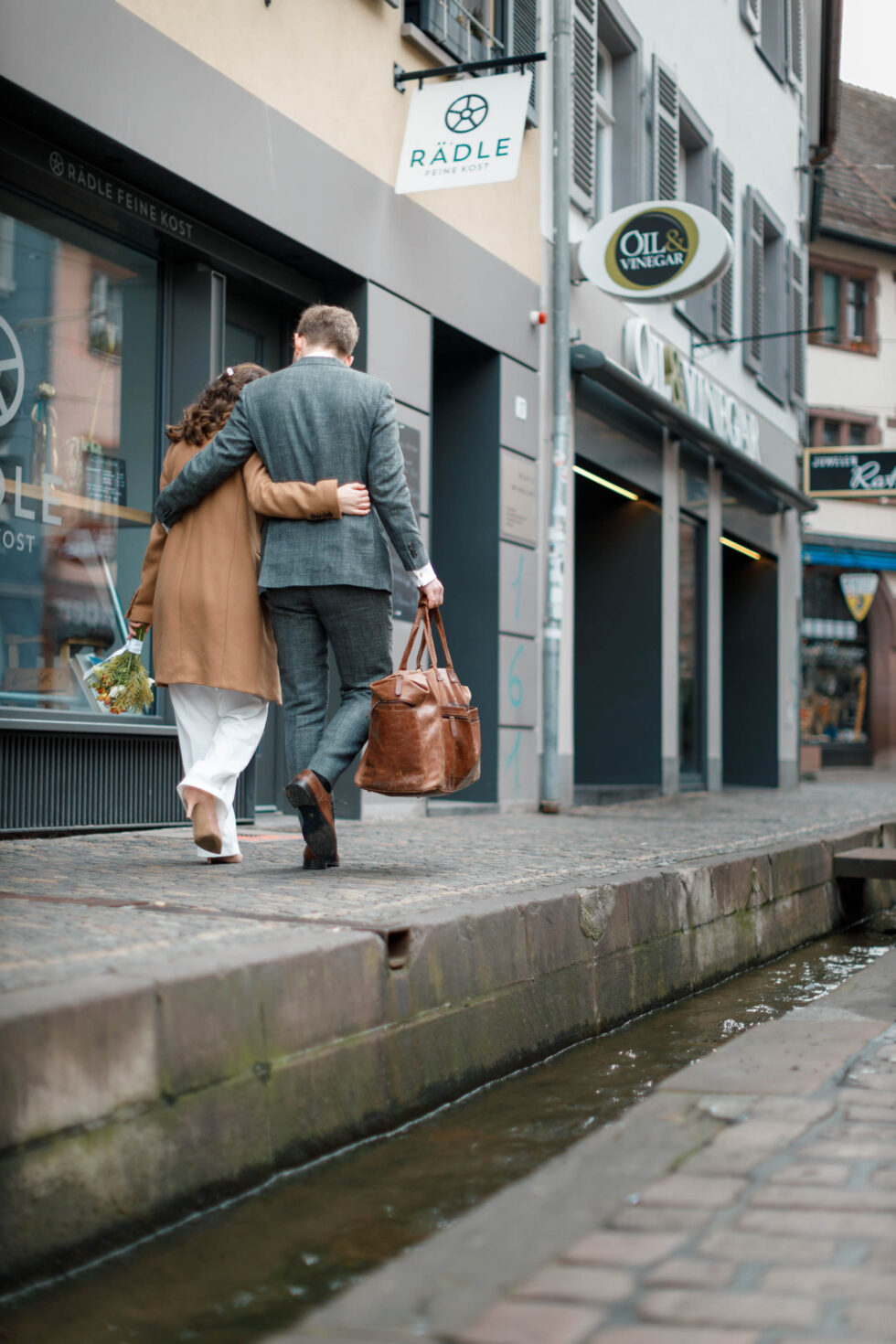 Ein Brautpaar in Freiburg. Festgehalten vom Fotografen Peter Fränsemeier